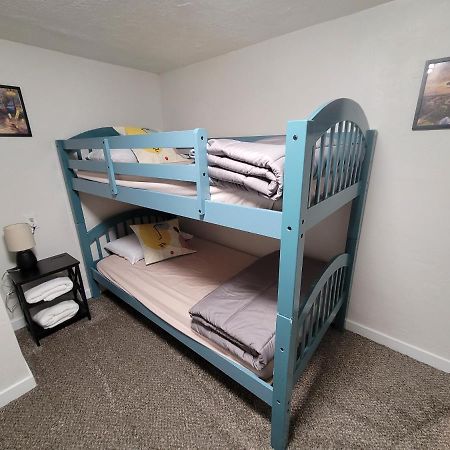 Gorgeous Pet Friendly 5 Bedroom Executive Home オグデン エクステリア 写真