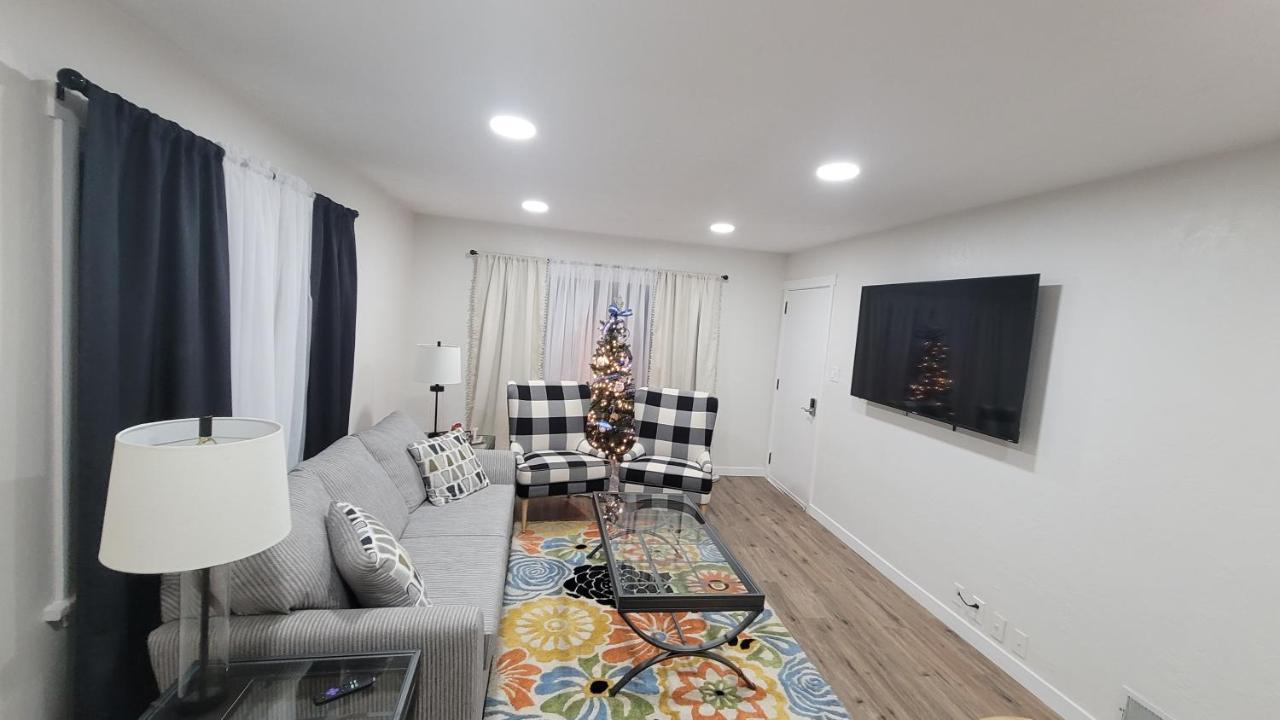Gorgeous Pet Friendly 5 Bedroom Executive Home オグデン エクステリア 写真