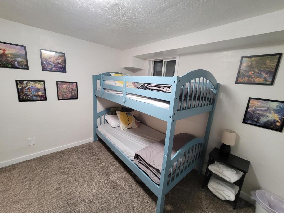 Gorgeous Pet Friendly 5 Bedroom Executive Home オグデン エクステリア 写真